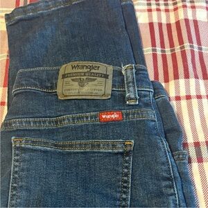 Wrangler Women's Dark Blue Denim Jeans